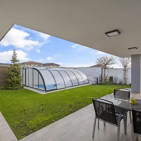 Cozy House In 펜션 *